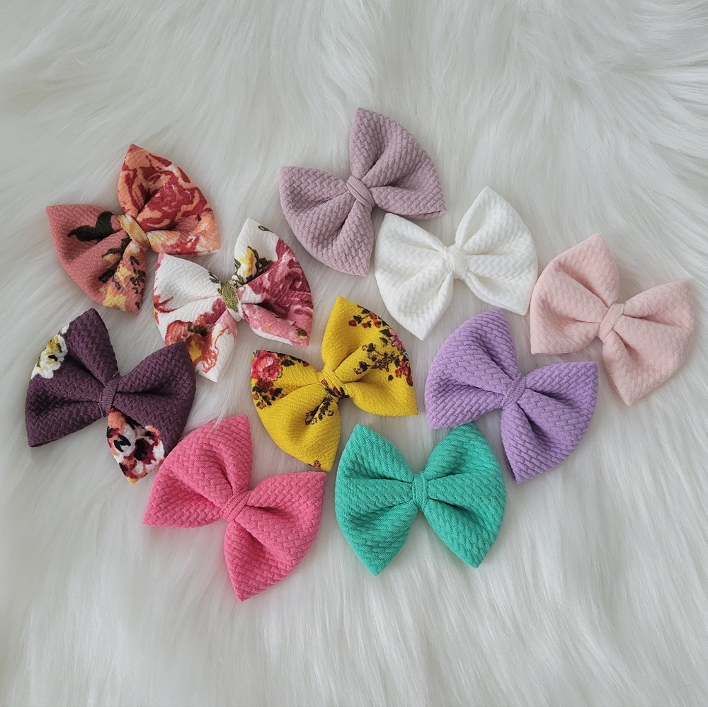 Bundle of 10 hairbows